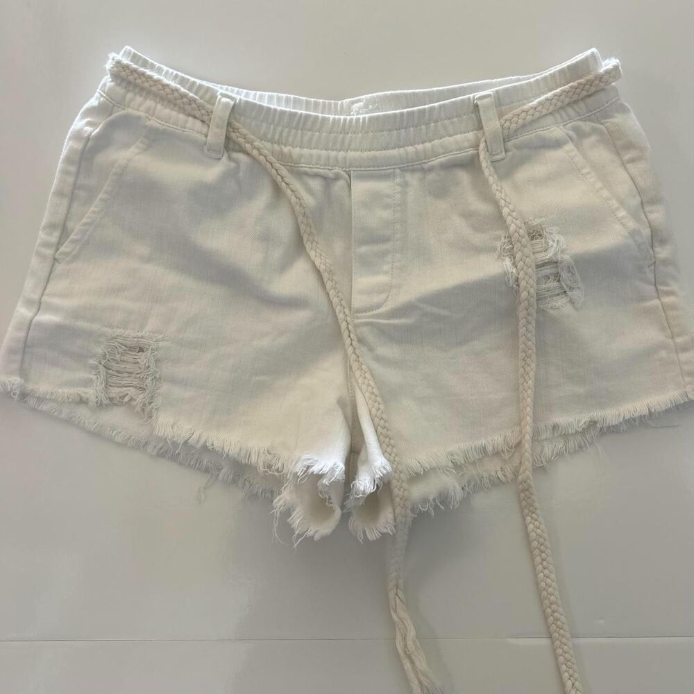 Aerie Women’s white shorts with rope design waistband